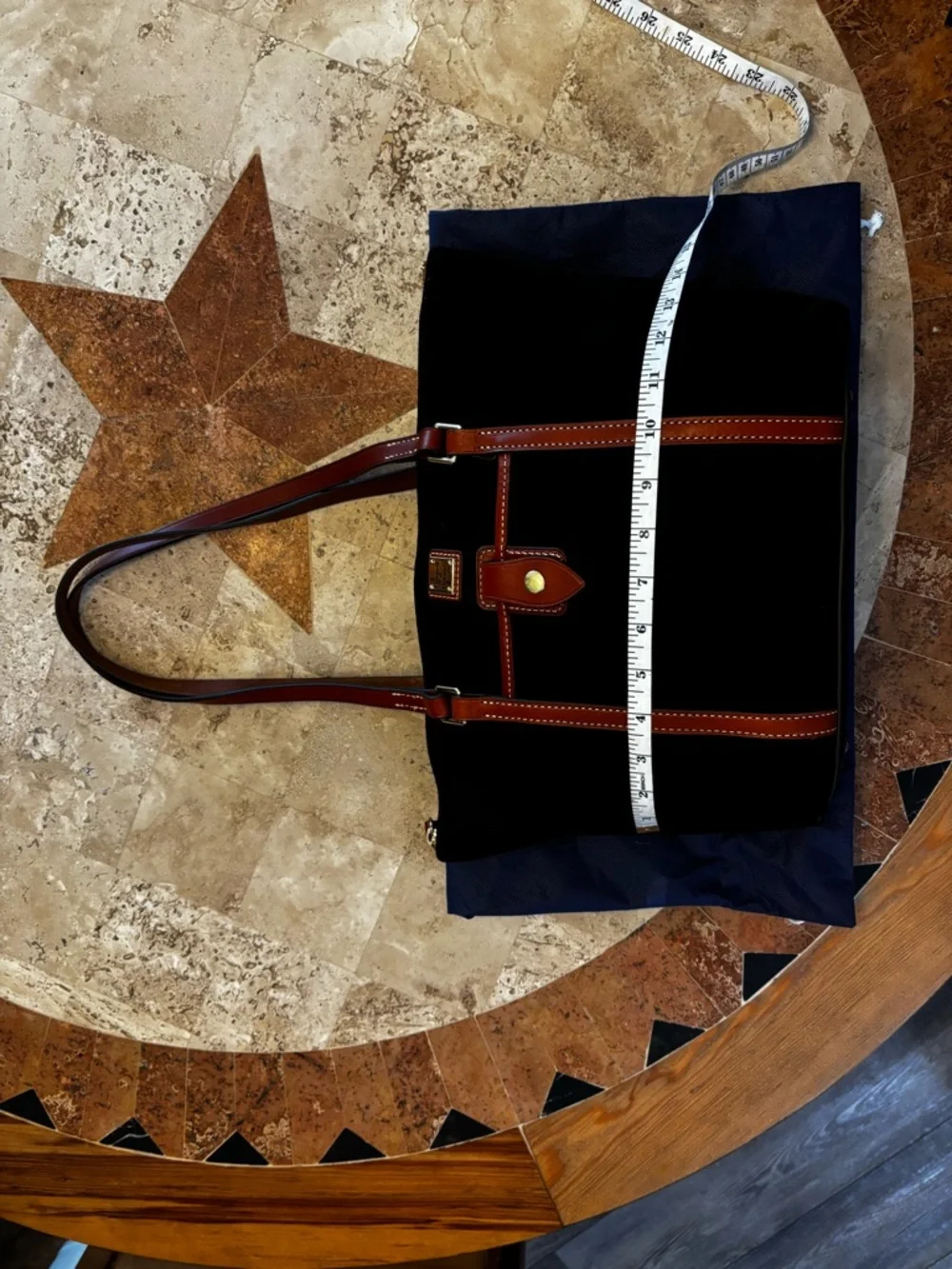 Dooney & Bourke Black Suede Leather Trim Tote Bag Red Lining Large Shoulder Bag - Picture 14 of 16